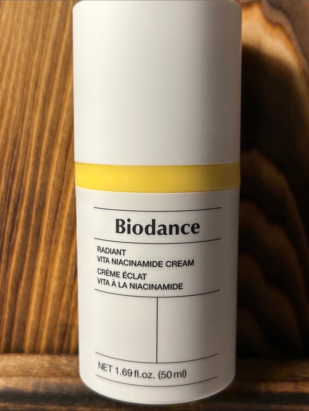 Biodance Radiant Vita Niacinamide Cream - White & Yellow
